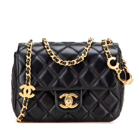 シャネル マトラッセ ココマーク ハート チェーン ショルダーバッグ ブラック ラムスキン レディース CHANEL 【中古】