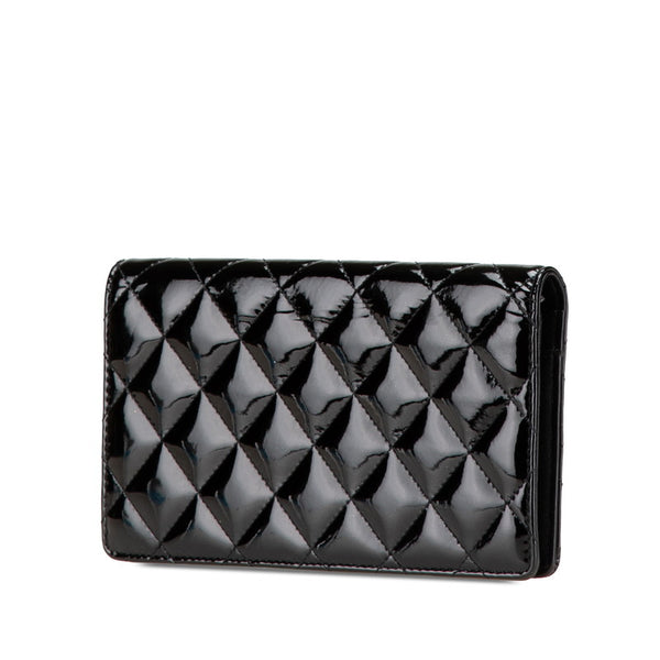 シャネル マトラッセ ココマーク 長財布 ブラック エナメル レディース CHANEL 【中古】