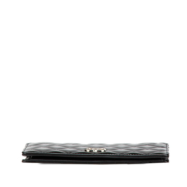 シャネル マトラッセ ココマーク 長財布 ブラック エナメル レディース CHANEL 【中古】