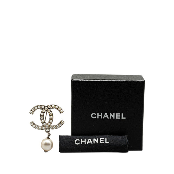 シャネル ココマーク フェイクパール ブローチ シルバー ホワイト メタル レディース CHANEL 【中古】
