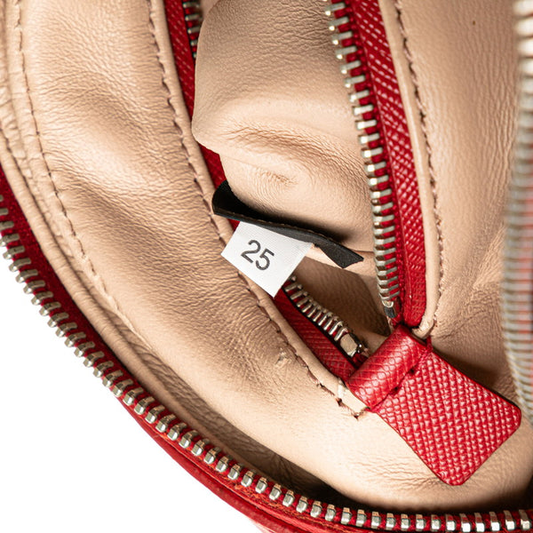 プラダ バックル 斜め掛け ショルダーバッグ  レッド サフィアーノレザー レディース PRADA 【中古】