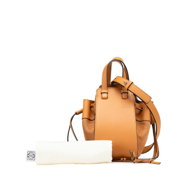 ロエベ ハンモック ドローストリングバッグ ミニ ハンドバッグ ショルダーバッグ 2WAY ブラウン レザー レディース LOEWE 【中古】