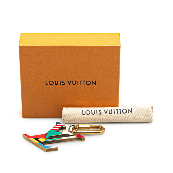 ルイ ヴィトン ビジューサック LVフラッグ バッグチャーム キーホルダー MP2484 ゴールド マルチカラー メッキ レディース LOUIS VUITTON 【中古】