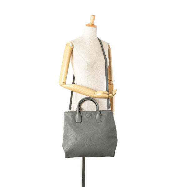 プラダ 三角ロゴプレート ハンドバッグ ショルダーバッグ 2WAY グレー レザー レディース PRADA 【中古】