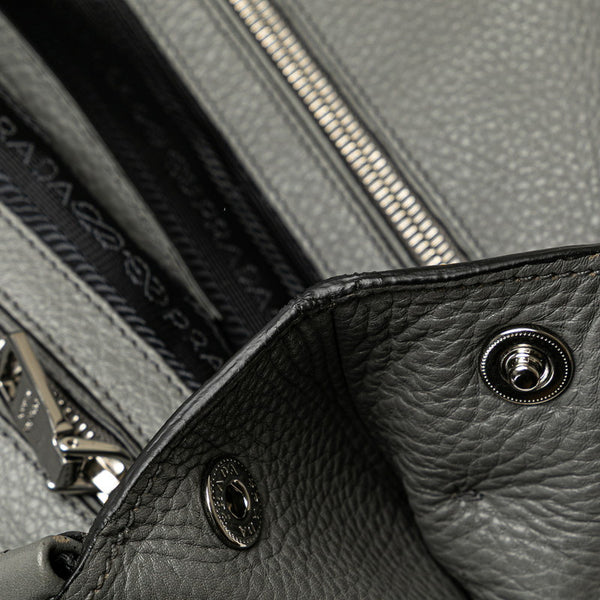 プラダ 三角ロゴプレート ハンドバッグ ショルダーバッグ 2WAY グレー レザー レディース PRADA 【中古】