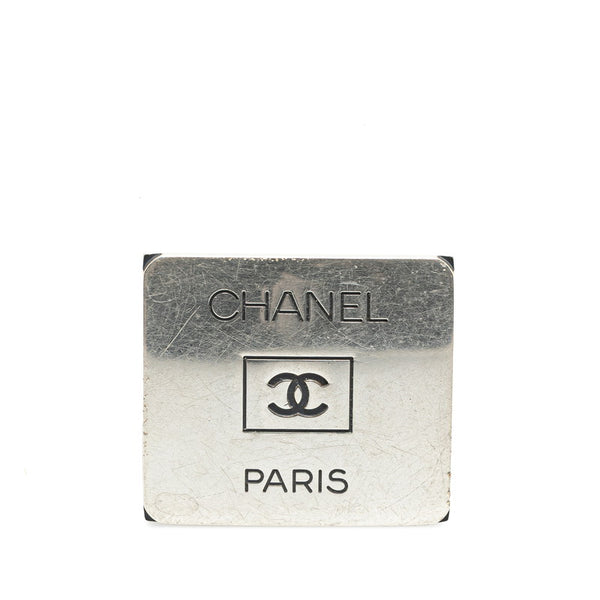 シャネル ココマーク プレート ネームタグ ブローチ シルバー メタル レディース CHANEL 【中古】