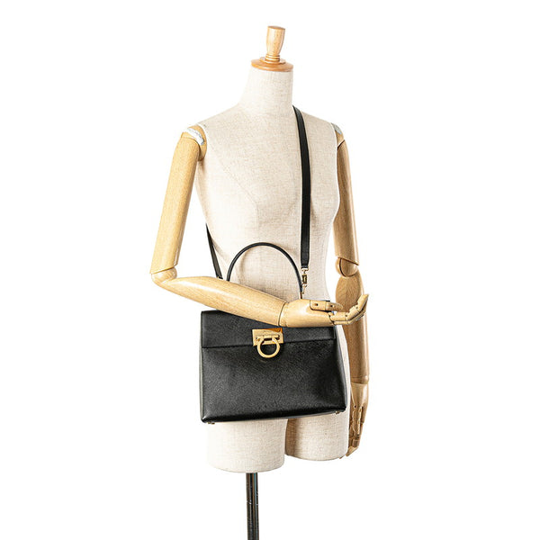 サルヴァトーレフェラガモ ガンチーニ ハンドバッグ ショルダーバッグ 2WAY AF-21 0290 ブラック レザー レディース Salvatore Ferragamo 【中古】