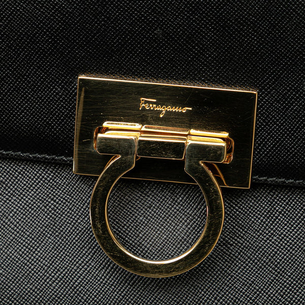 サルヴァトーレフェラガモ ガンチーニ ハンドバッグ ショルダーバッグ 2WAY AF-21 0290 ブラック レザー レディース Salvatore Ferragamo 【中古】