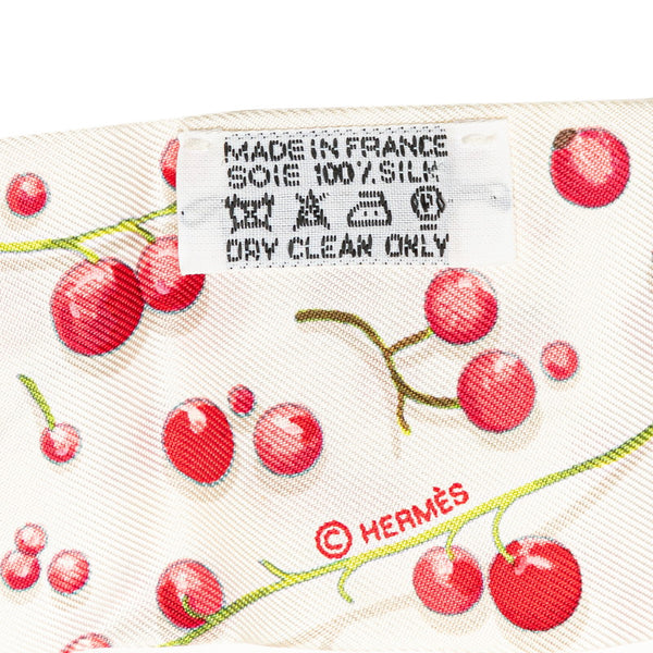 エルメス ツイリー Red berries 赤い果実 レッドベリー スカーフ ホワイト レッド マルチカラー シルク レディース HERMES 【中古】