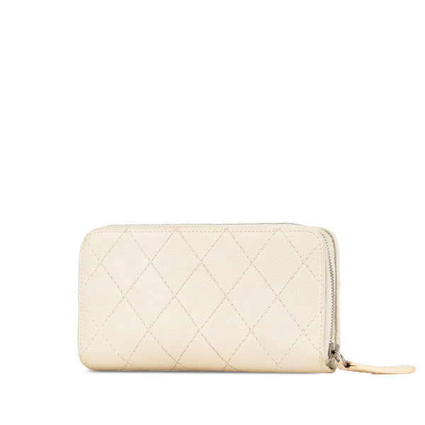 シャネル マトラッセ ココマーク 長財布 ラウンドファスナー ベージュ アイボリー ラムスキン レディース CHANEL 【中古】