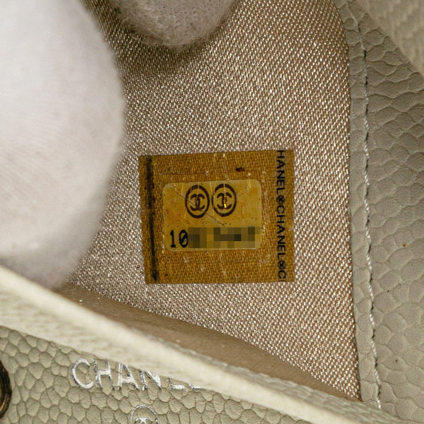 シャネル マトラッセ ココマーク 長財布 ラウンドファスナー ベージュ アイボリー ラムスキン レディース CHANEL 【中古】