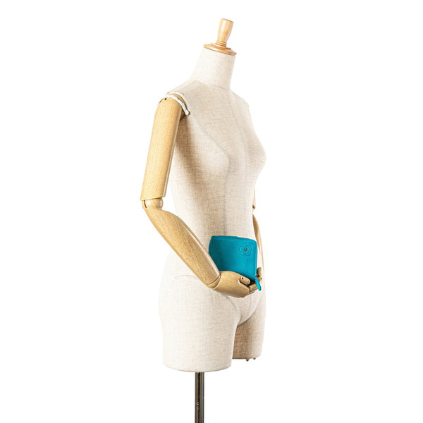 シャネル カメリア ココマーク 二つ折り財布 ライトブルー ラムスキン レディース CHANEL 【中古】