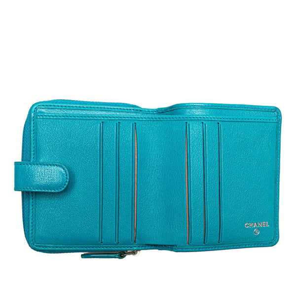 シャネル カメリア ココマーク 二つ折り財布 ライトブルー ラムスキン レディース CHANEL 【中古】