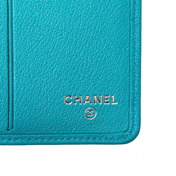 シャネル カメリア ココマーク 二つ折り財布 ライトブルー ラムスキン レディース CHANEL 【中古】