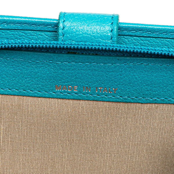 シャネル カメリア ココマーク 二つ折り財布 ライトブルー ラムスキン レディース CHANEL 【中古】