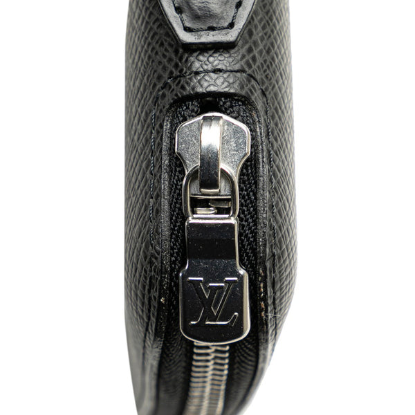 ルイ ヴィトン タイガ オーガナイザー アトール ラウンドファスナー 長財布 M30652 ブラック レザー メンズ LOUIS VUITTON 【中古】