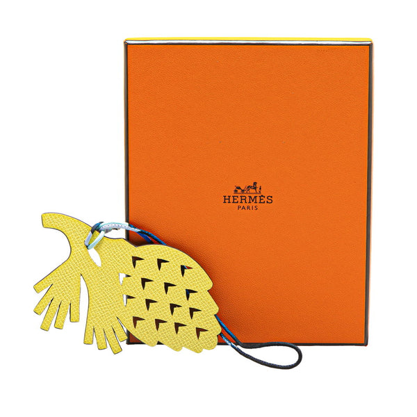 エルメス プティアッシュ 松ぼっくり チャーム バッグチャーム イエロー ブルー ヴォーエプソン トリヨンクレマンス シルク レディース HERMES 【中古】