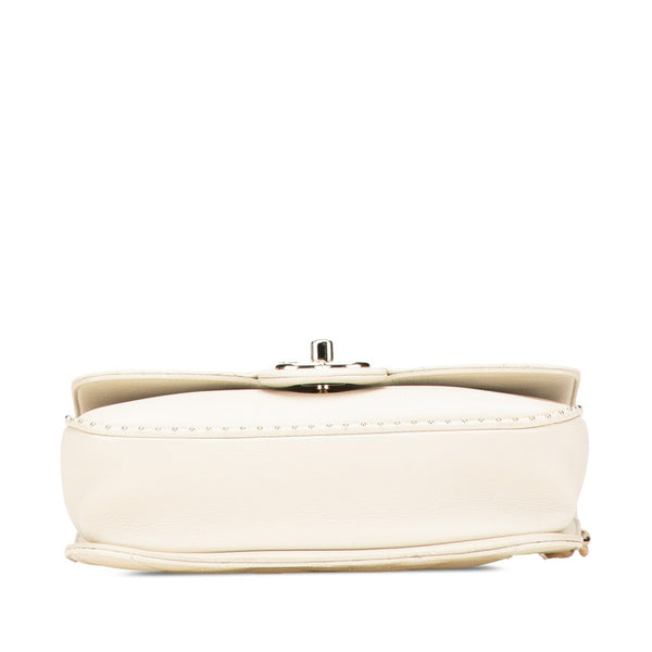 シャネル マトラッセ ココマーク スタッズ チェーン ショルダーバッグ ホワイト キャビアスキン レディース CHANEL 【中古】