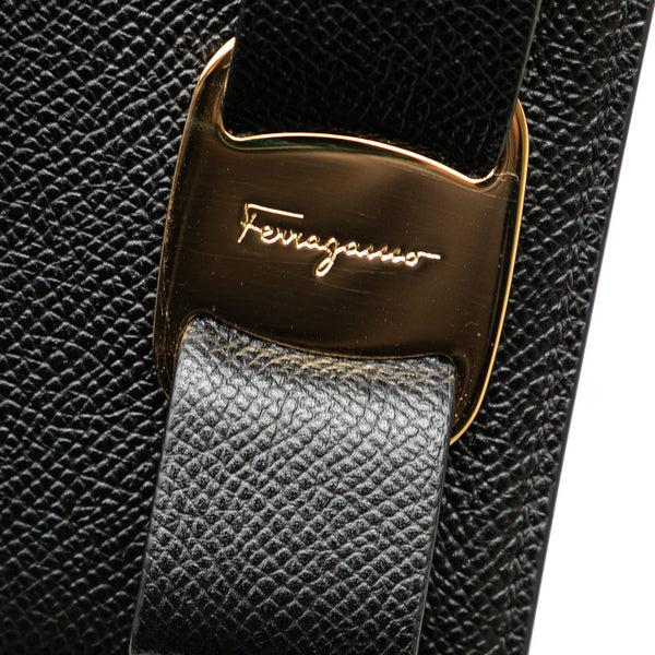 サルヴァトーレフェラガモ ヴァラ リボン 二つ折り財布 22D515 ブラック レザー レディース Salvatore Ferragamo 【中古】
