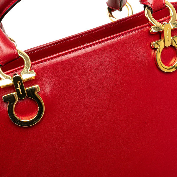 サルヴァトーレフェラガモ ガンチーニ ハンドバッグ ショルダーバッグ 2WAY AQ214279 レッド レザー レディース Salvatore Ferragamo 【中古】