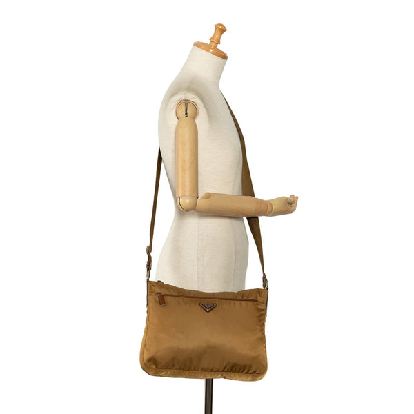 プラダ 三角ロゴプレート テスート 斜め掛け ショルダーバッグ BT0421 ブラウン ナイロン レザー レディース PRADA 【中古】