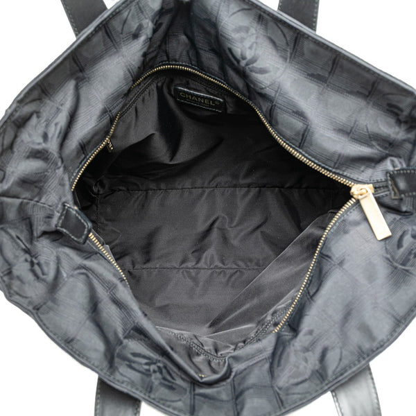 シャネル ニュートラベルライン トートGM ハンドバッグ トートバッグ ブラック ナイロン レザー レディース CHANEL 【中古】
