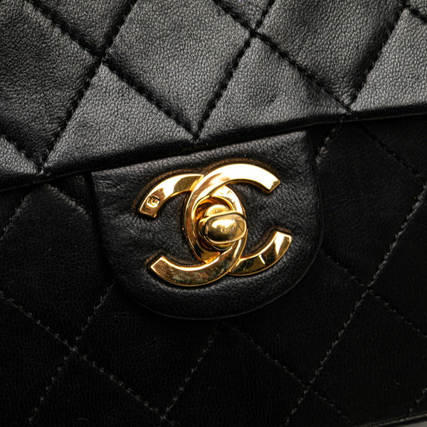 シャネル ミニマトラッセ ココマーク チェーン ショルダーバッグ ブラック ラムスキン レディース CHANEL 【中古】