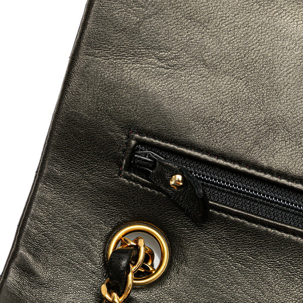 シャネル マトラッセ25 ココマーク ダブルフラップ チェーン ショルダーバッグ ブラック ラムスキン レディース CHANEL 【中古】
