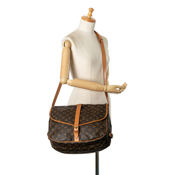 ルイ ヴィトン モノグラム ソミュール35 斜め掛け ショルダーバッグ M42254 ブラウン PVC レザー レディース LOUIS VUITTON 【中古】