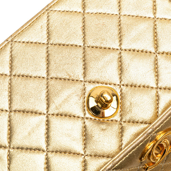 シャネル ミニマトラッセ ココマーク チェーン ショルダーバッグ ゴールド ラムスキン レディース CHANEL 【中古】