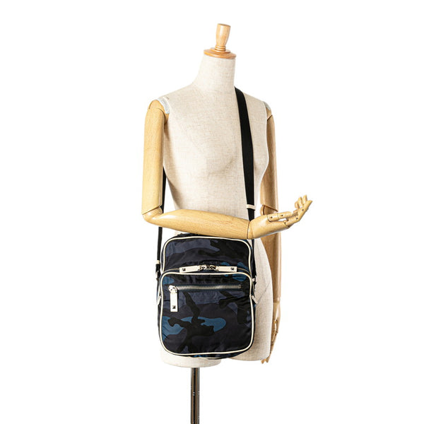 ヴァレンチノ カモフラ 迷彩 スタッズ 斜め掛け ショルダーバッグ ネイビー ブラック  ナイロン メンズ Valentino 【中古】