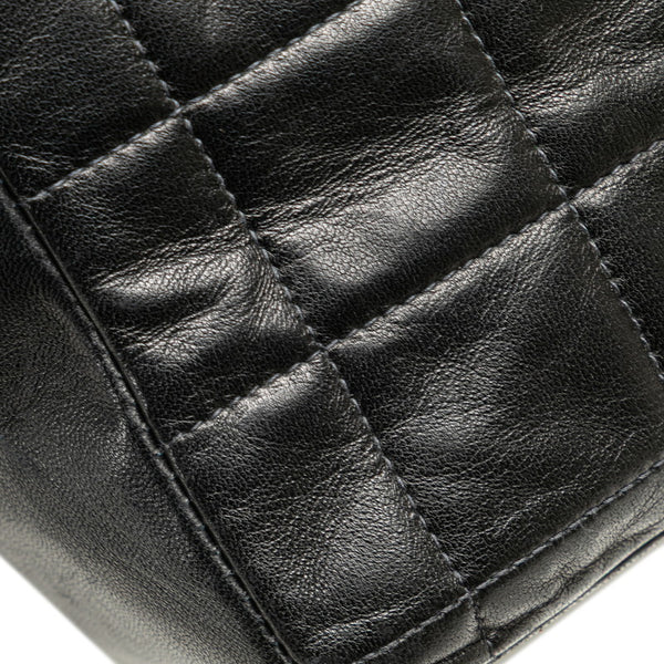 シャネル 2.55 チョコバー 斜め掛け チェーン ショルダーバッグ ブラック ラムスキン レディース CHANEL 【中古】