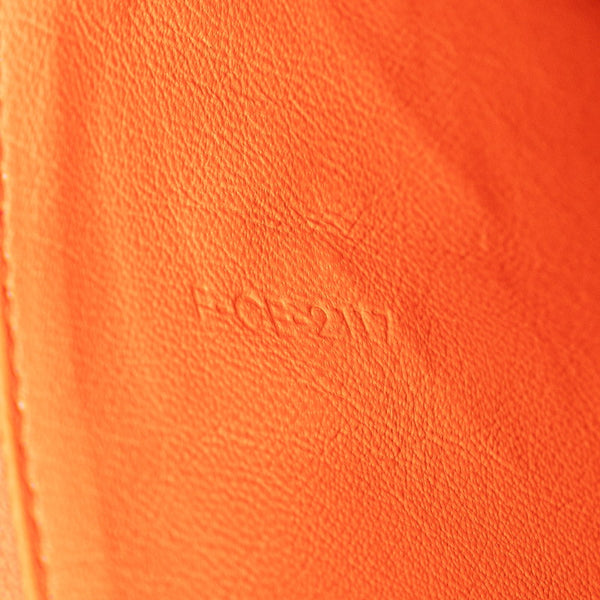 セリーヌ クラシックボックス ミディアム 斜め掛け ショルダーバッグ ピンク系 レザー レディース CELINE 【中古】