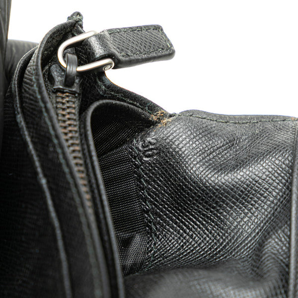 プラダ ロゴ金具 長財布 ブラック サフィアーノ レザー メンズ PRADA 【中古】