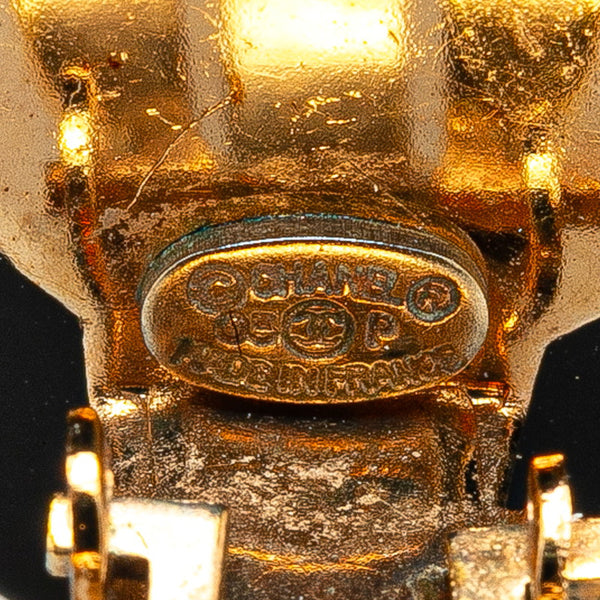 シャネル ココマーク カメリア イヤリング ホワイト ブラック プラスチック メッキ レディース CHANEL 【中古】