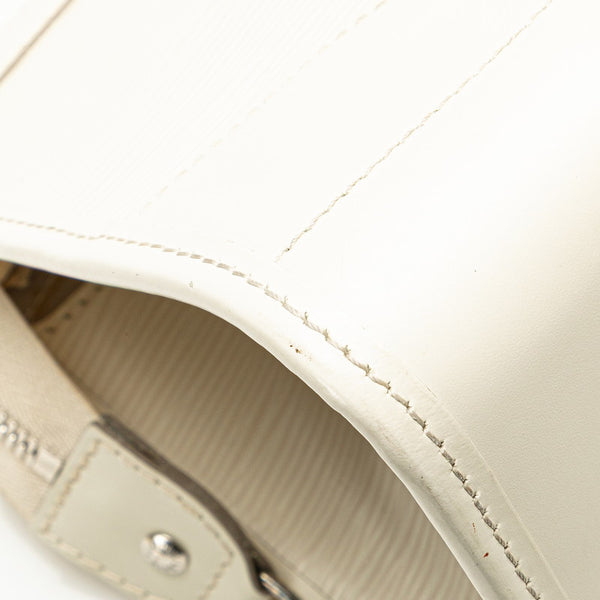 ルイ ヴィトン エピ マドレーヌPM ワンショルダーバッグ M5933J イヴォワール ホワイト レザー レディース LOUIS VUITTON 【中古】