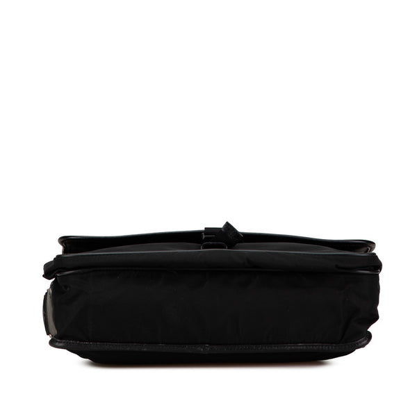プラダ 三角ロゴプレート ショルダーバッグ メッセンジャーバッグ ブラック ナイロン レザー レディース PRADA 【中古】