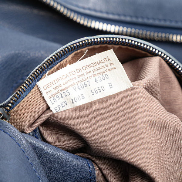 ボッテガヴェネタ イントレチャート 斜め掛け ショルダーバッグ ブルー レザー レディース BOTTEGAVENETA 【中古】