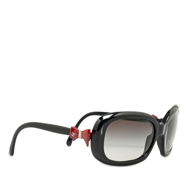 シャネル ココマーク リボンモチーフ サングラス 5170-A c.1231/8G ブラック レッド プラスチック レディース CHANEL 【中古】