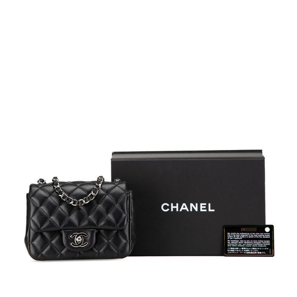 シャネル マトラッセ ココマーク ミニ チェーン ショルダーバッグ ブラック ラムスキン レディース CHANEL 【中古】