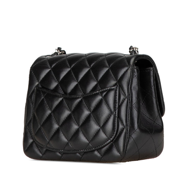 シャネル マトラッセ ココマーク ミニ チェーン ショルダーバッグ ブラック ラムスキン レディース CHANEL 【中古】
