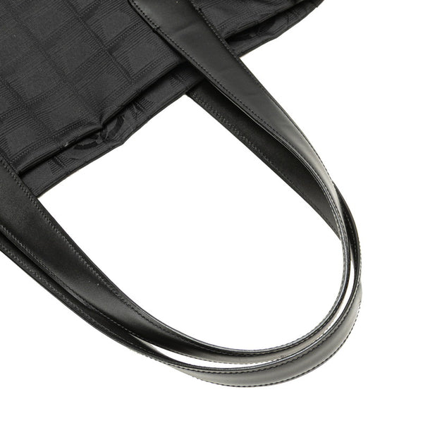 シャネル ニュートラベルライントートMM トートバッグ A15991 ブラック ナイロン レザー レディース CHANEL 【中古】