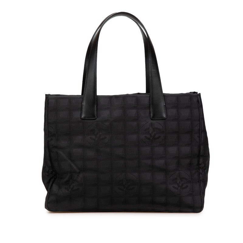 シャネル ニュートラベルライントートMM トートバッグ A15991 ブラック ナイロン レザー レディース CHANEL 【中古】