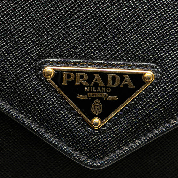 プラダ 三角ロゴプレート チェーン ショルダーバッグ ブラック サフィアーノレザー レディース PRADA 【中古】