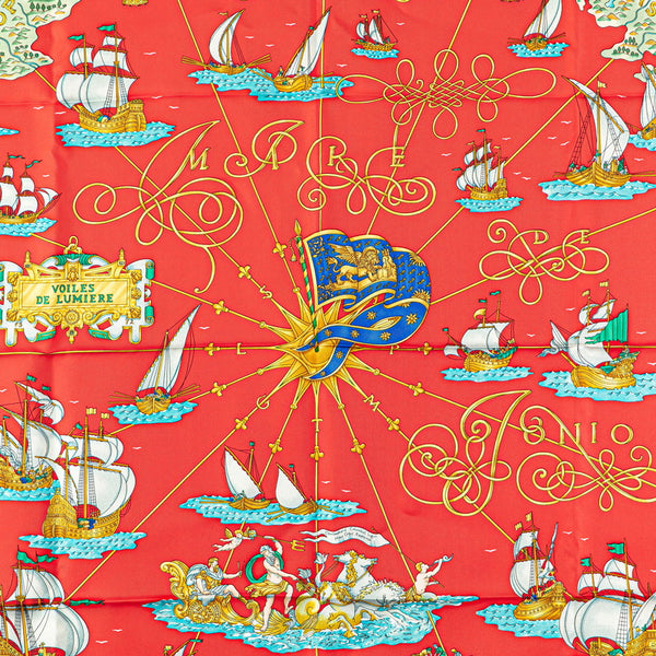 エルメス カレ90 VOILES DE LUMIERE 光の帆船 スカーフ レッド ゴールド マルチカラー シルク レディース HERMES 【中古】