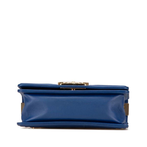 シャネル ボーイシャネル20 Vステッチ 斜め掛け チェーン ショルダーバッグ ブルー ラムスキン レディース CHANEL 【中古】