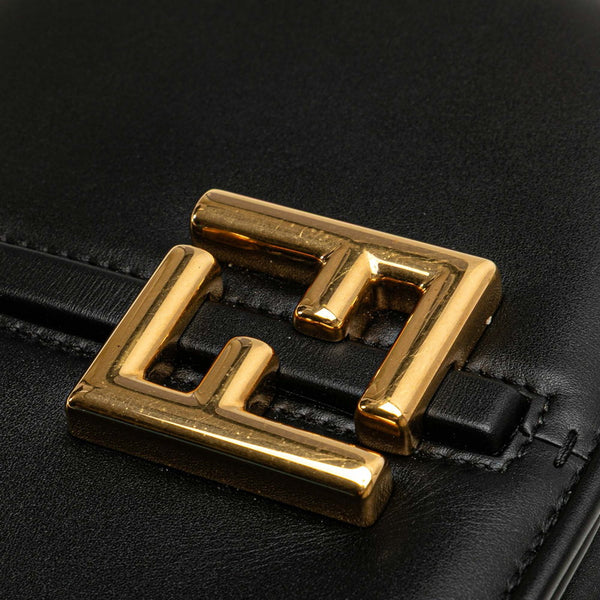 フェンディ カモン スモール ショルダーバッグ 8BS082 ブラック レザー レディース FENDI 【中古】
