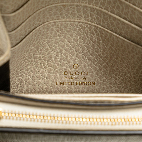 グッチ GGスプリーム ダブルG 二つ折り財布 598587 ホワイト グレー PVC レザー レディース GUCCI 【中古】