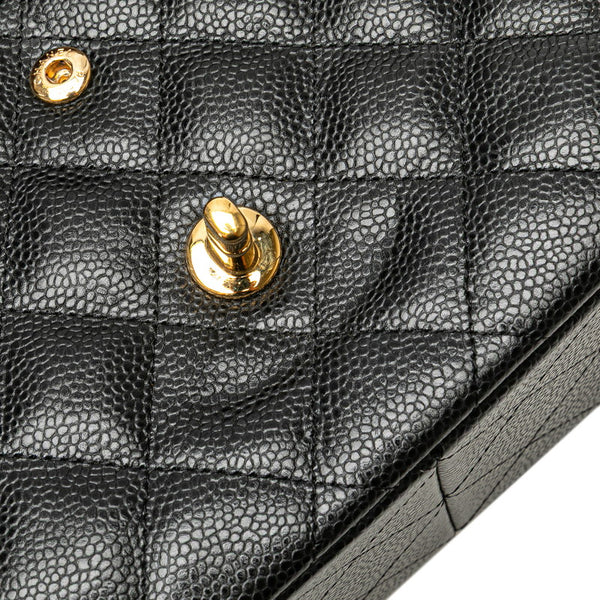 シャネル マトラッセ ココマーク ダブルフラップ チェーン ショルダーバッグ ブラック キャビアスキン レディース CHANEL 【中古】