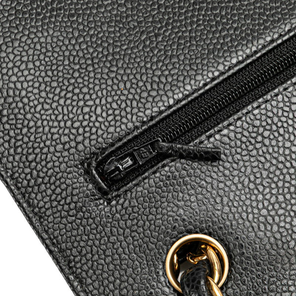 シャネル マトラッセ ココマーク ダブルフラップ チェーン ショルダーバッグ ブラック キャビアスキン レディース CHANEL 【中古】